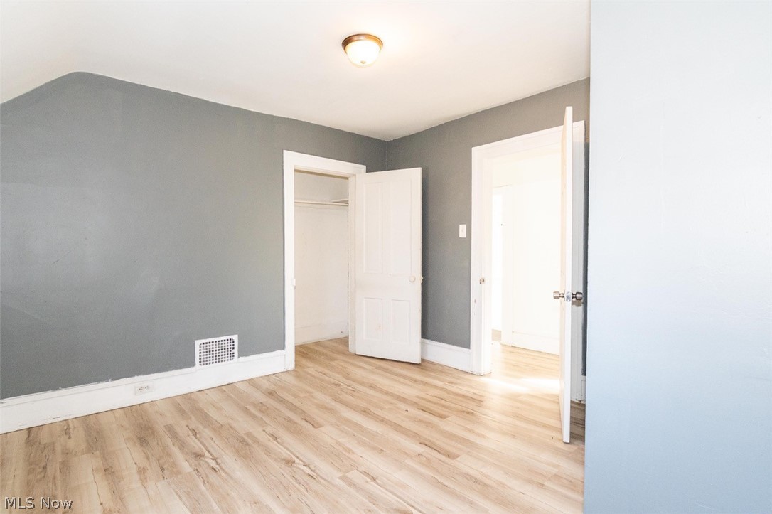 678-682 Sumner Akron OH 44311