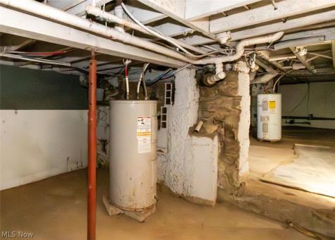 678-682 Sumner Akron OH 44311