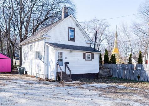 678-682 Sumner Akron OH 44311