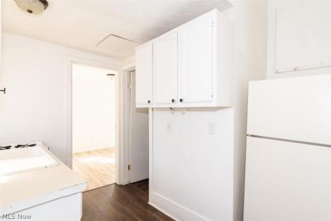 678-682 Sumner Akron OH 44311