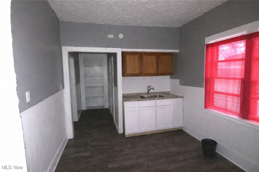 12710 Benham Avenue Cleveland OH 44105