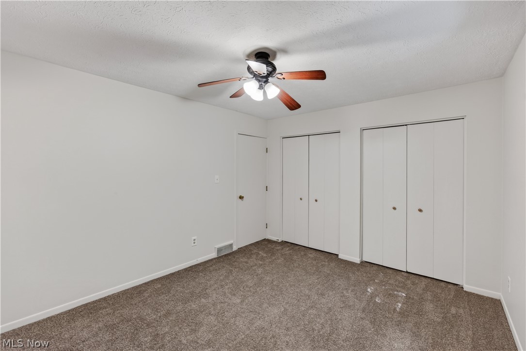 3367-3371 Hiwood Avenue Stow OH 44224