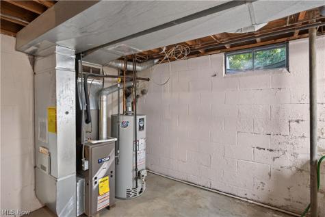 3367-3371 Hiwood Avenue Stow OH 44224