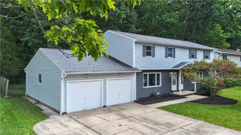 3367-3371 Hiwood Avenue Stow OH 44224