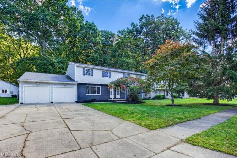 3367-3371 Hiwood Avenue Stow OH 44224