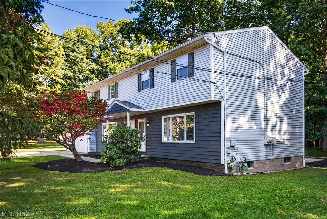 3367-3371 Hiwood Avenue Stow OH 44224