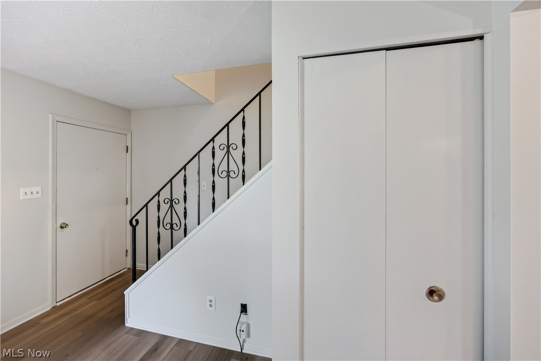 3367-3371 Hiwood Avenue Stow OH 44224