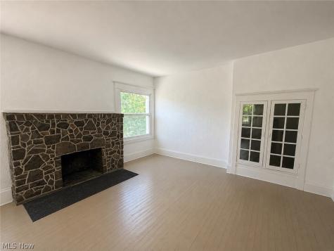399 W Warren Avenue Youngstown OH 44511