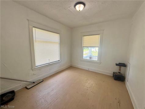 399 W Warren Avenue Youngstown OH 44511