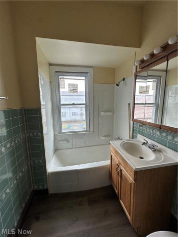 3700 E 153rd Street Cleveland OH 44120