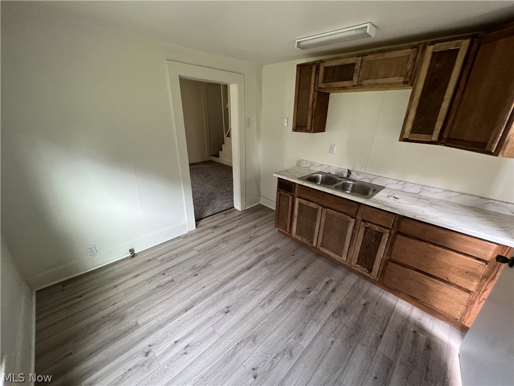 230 Van Buren Street Zanesville OH 43701