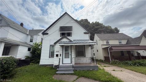 2193 W 104th Street Cleveland OH 44102