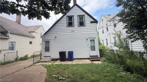 2193 W 104th Street Cleveland OH 44102