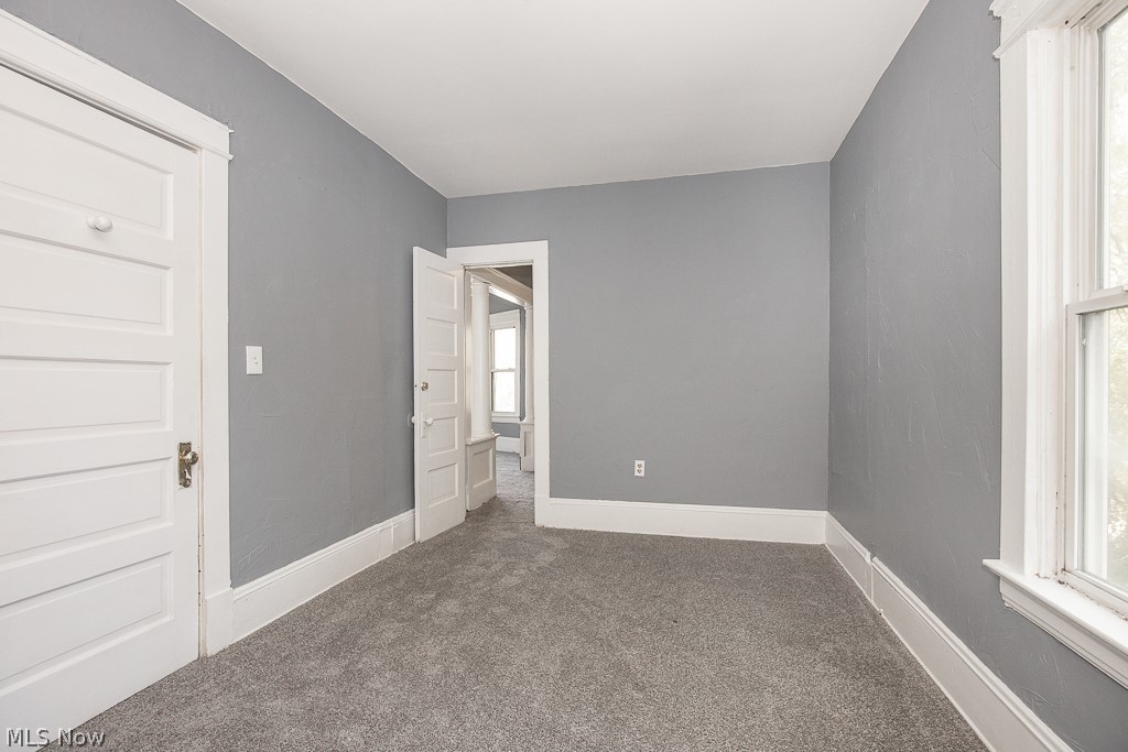 5604 Linton Avenue Cleveland OH 44105