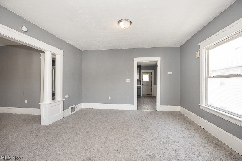 5604 Linton Avenue Cleveland OH 44105