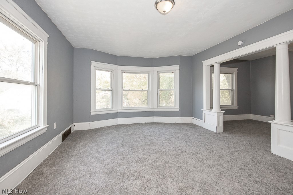 5604 Linton Avenue Cleveland OH 44105