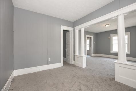 5604 Linton Avenue Cleveland OH 44105