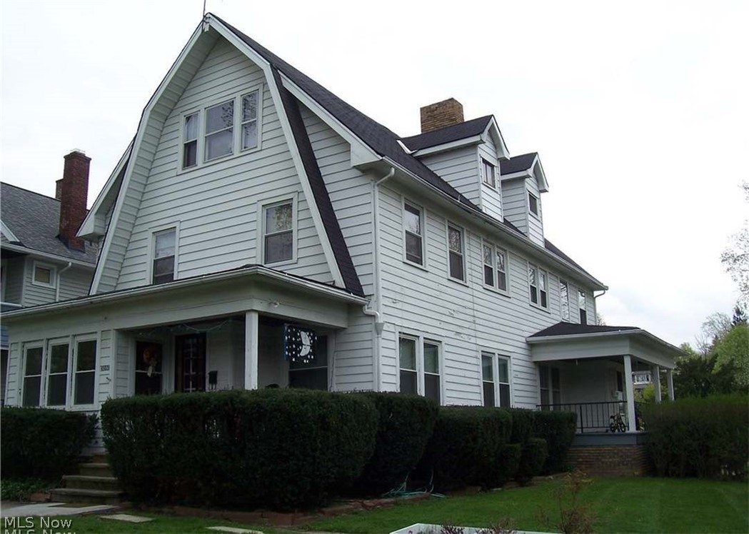 3096 Meadowbrook Boulevard Cleveland Heights OH 44118