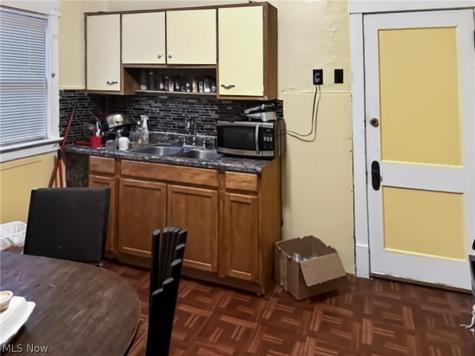 1382 E 188th Street Cleveland OH 44110