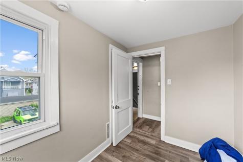 10816 Governor Avenue Cleveland OH 44111