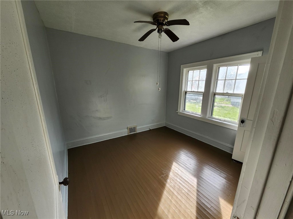 1639 Avalon Road Cleveland OH 44112