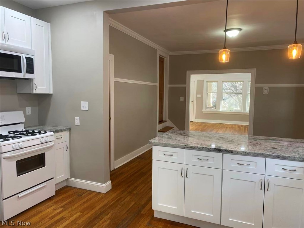 2580-2582 Colchester Road Cleveland Heights OH 44106