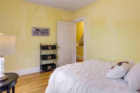 2580-2582 Colchester Road Cleveland Heights OH 44106