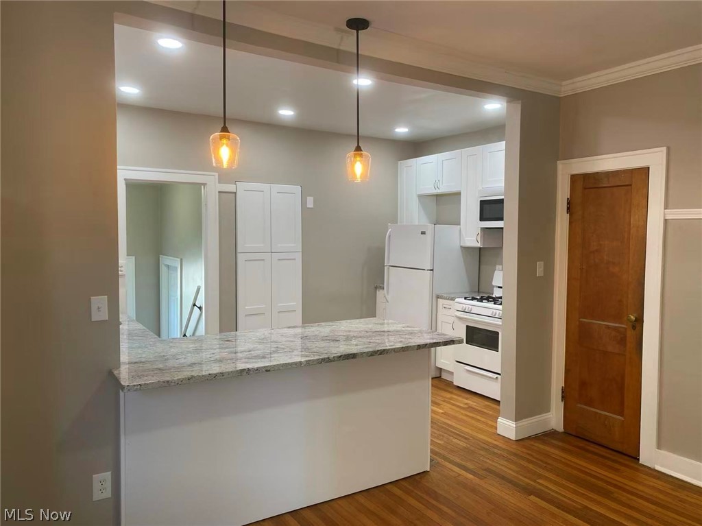 2580-2582 Colchester Road Cleveland Heights OH 44106