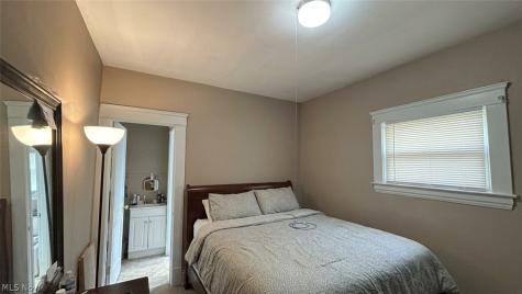 2766 E 119th Street Cleveland OH 44120
