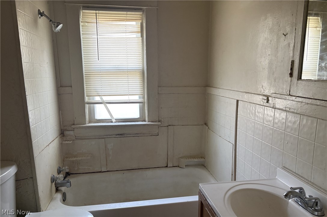 13401 Graham Road East Cleveland OH 44112