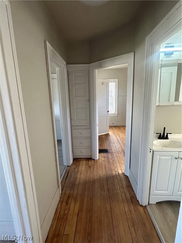 3153 E 102nd Street Cleveland OH 44104