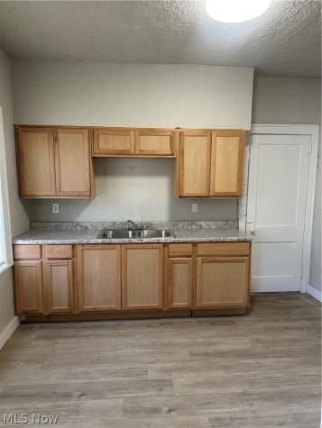 3153 E 102nd Street Cleveland OH 44104