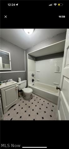 1043 E 68th Street Cleveland OH 44103