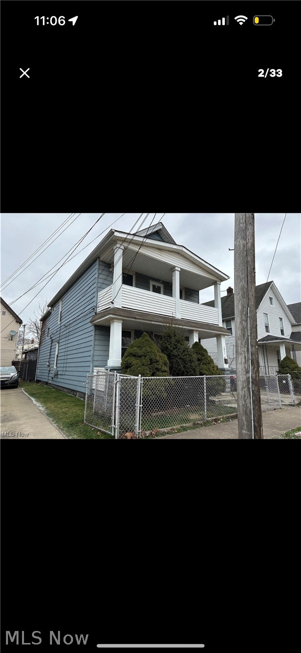 1043 E 68th Street Cleveland OH 44103
