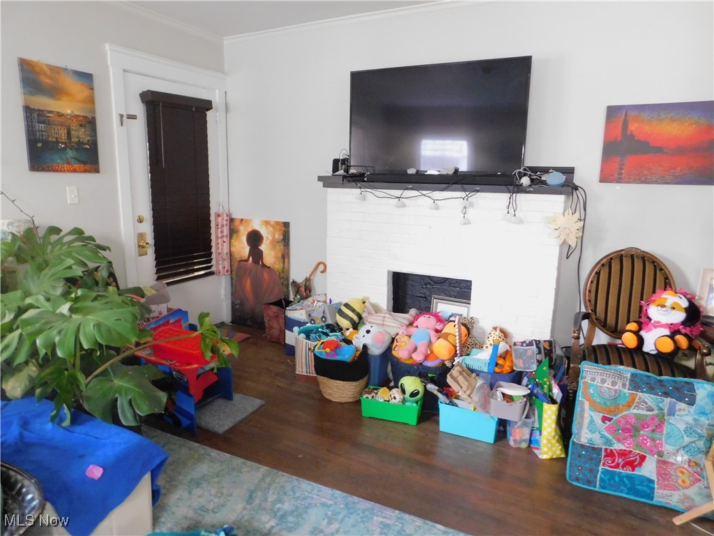 1556-1558 Cohassett Avenue Lakewood OH 44107