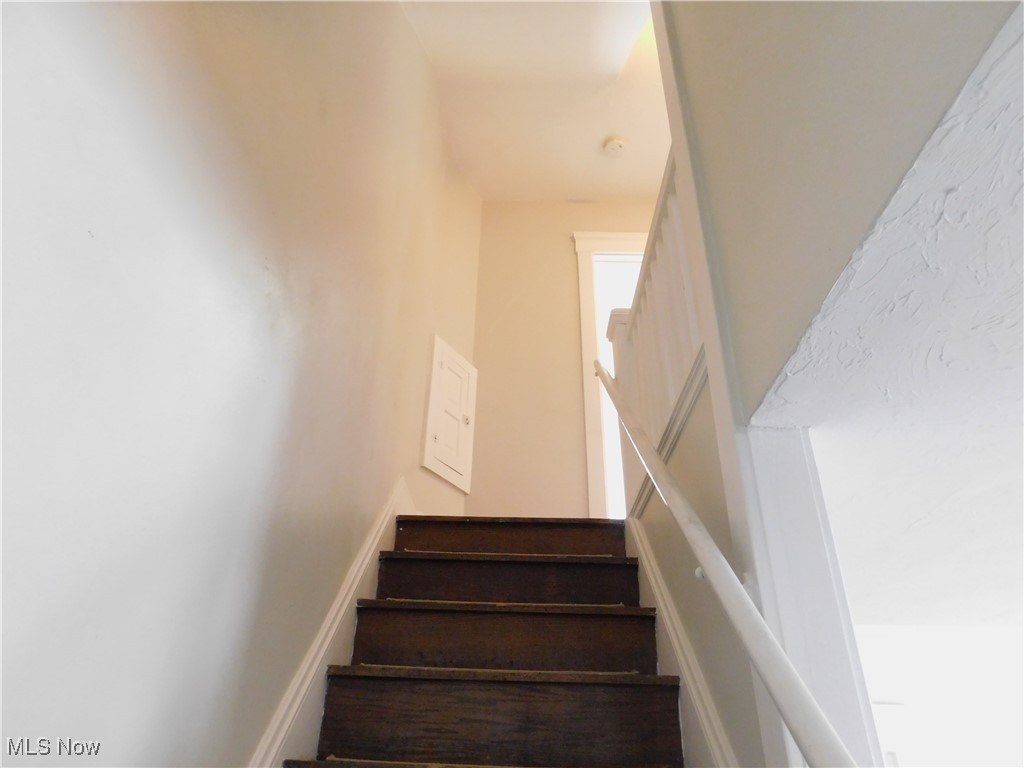 1556-1558 Cohassett Avenue Lakewood OH 44107