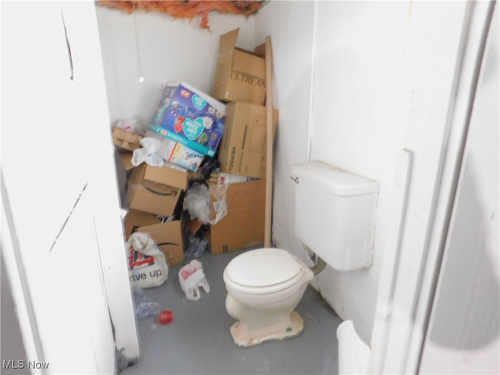 1556-1558 Cohassett Avenue Lakewood OH 44107