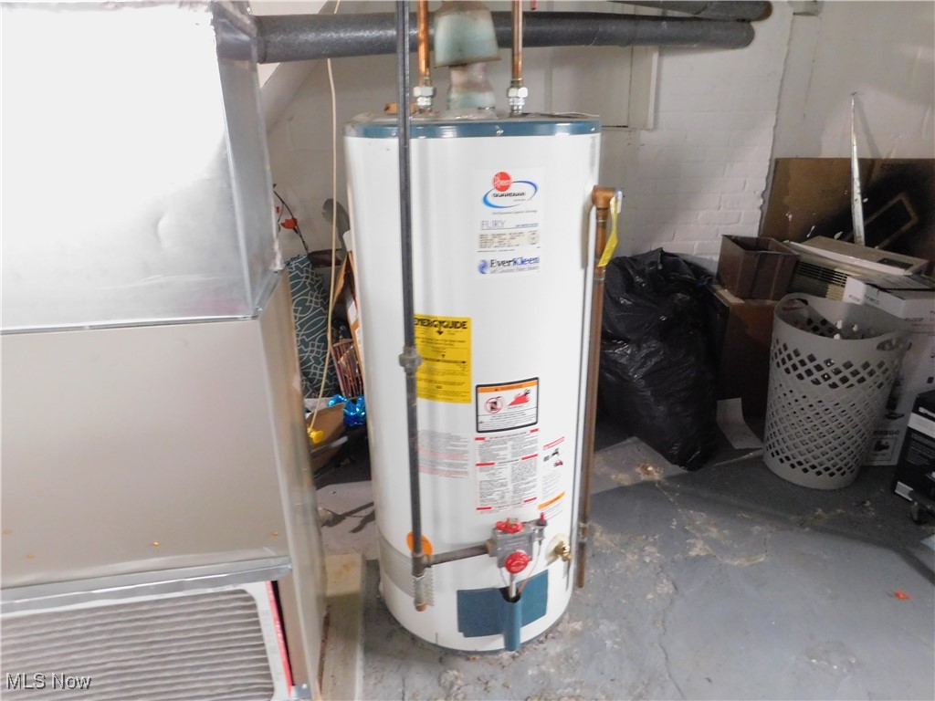 1556-1558 Cohassett Avenue Lakewood OH 44107