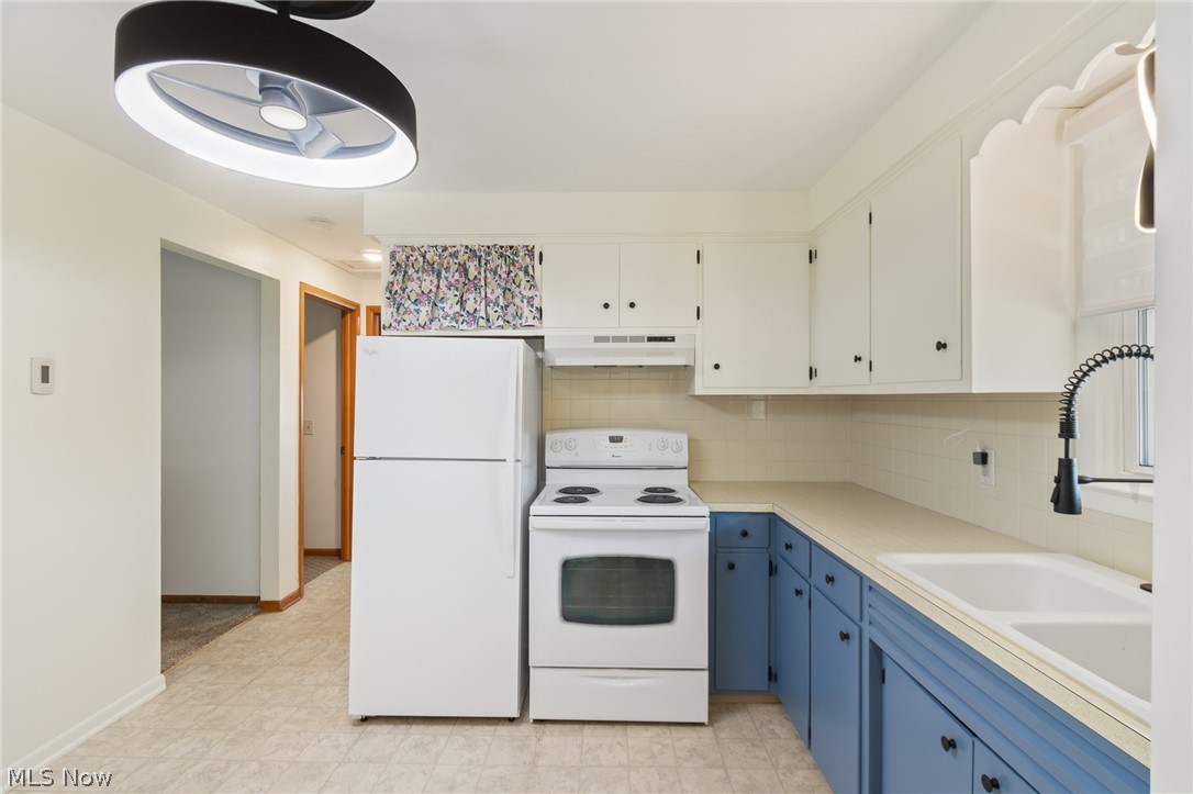 6264 Paris Avenue Louisville OH 44641