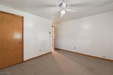 6264 Paris Avenue Louisville OH 44641