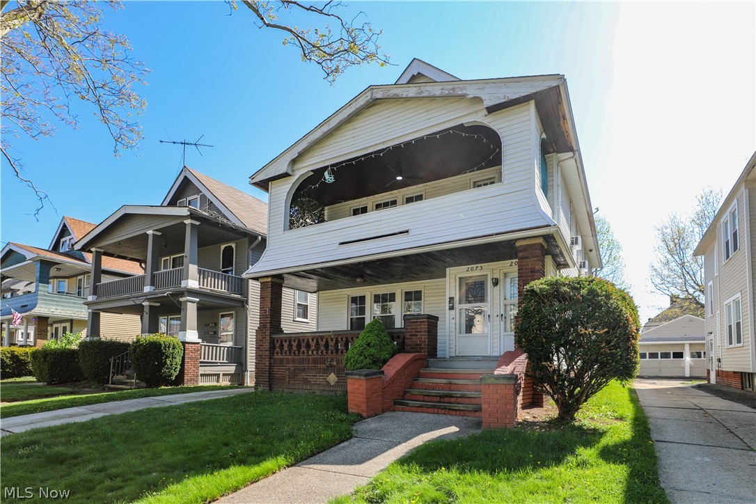 2075 Lewis Drive Lakewood OH 44107