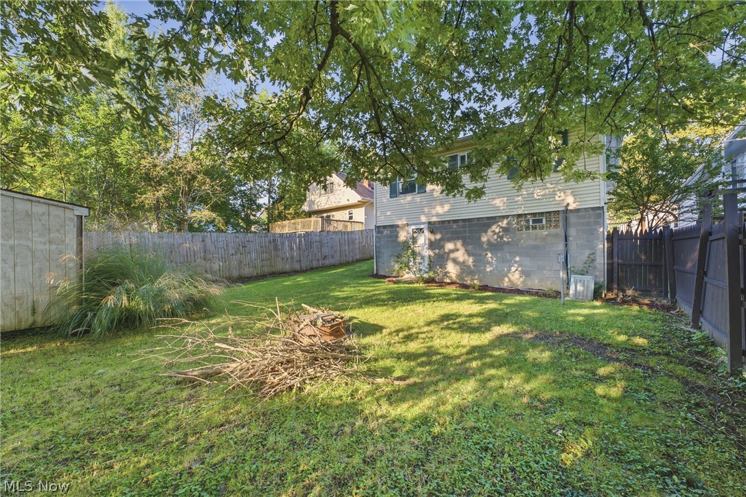 1449 Hite Street Akron OH 44314