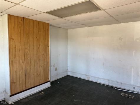 321-323 Slack Street Steubenville OH 43952