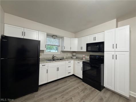 2573 Jaycox Road Avon OH 44011