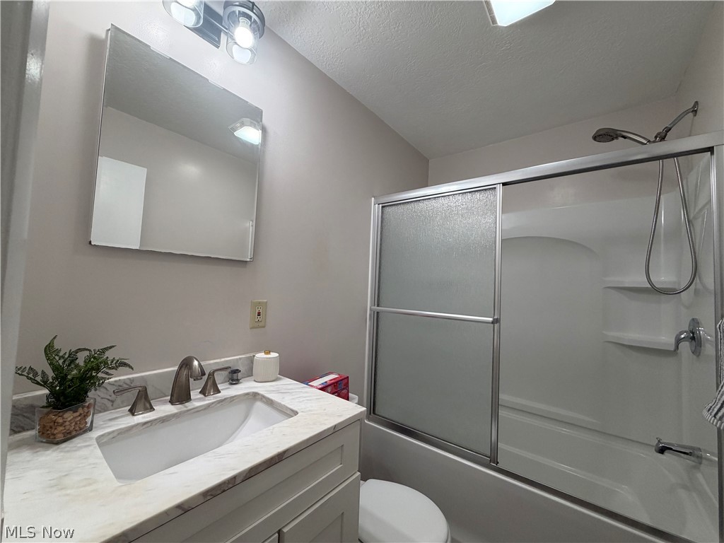 2573 Jaycox Road Avon OH 44011
