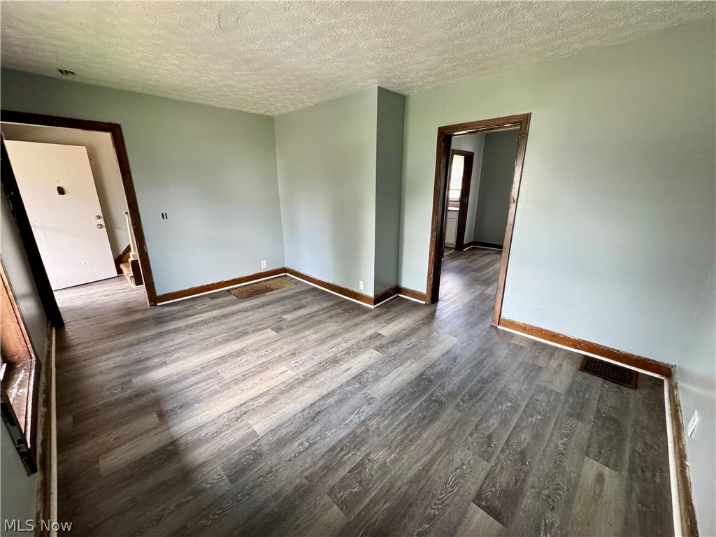 1217 Shriver Avenue NE Canton OH 44705