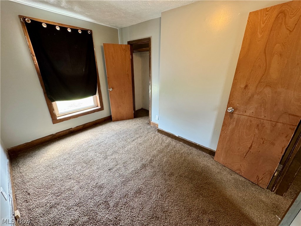 1217 Shriver Avenue NE Canton OH 44705
