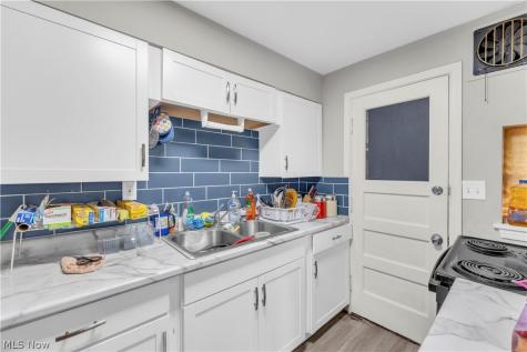 102 Hartman Street Berea OH 44017
