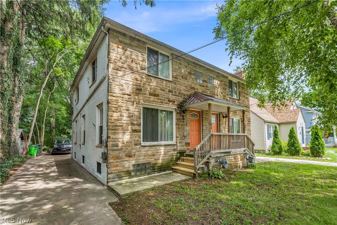 102 Hartman Street Berea OH 44017