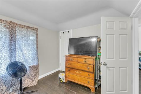 102 Hartman Street Berea OH 44017